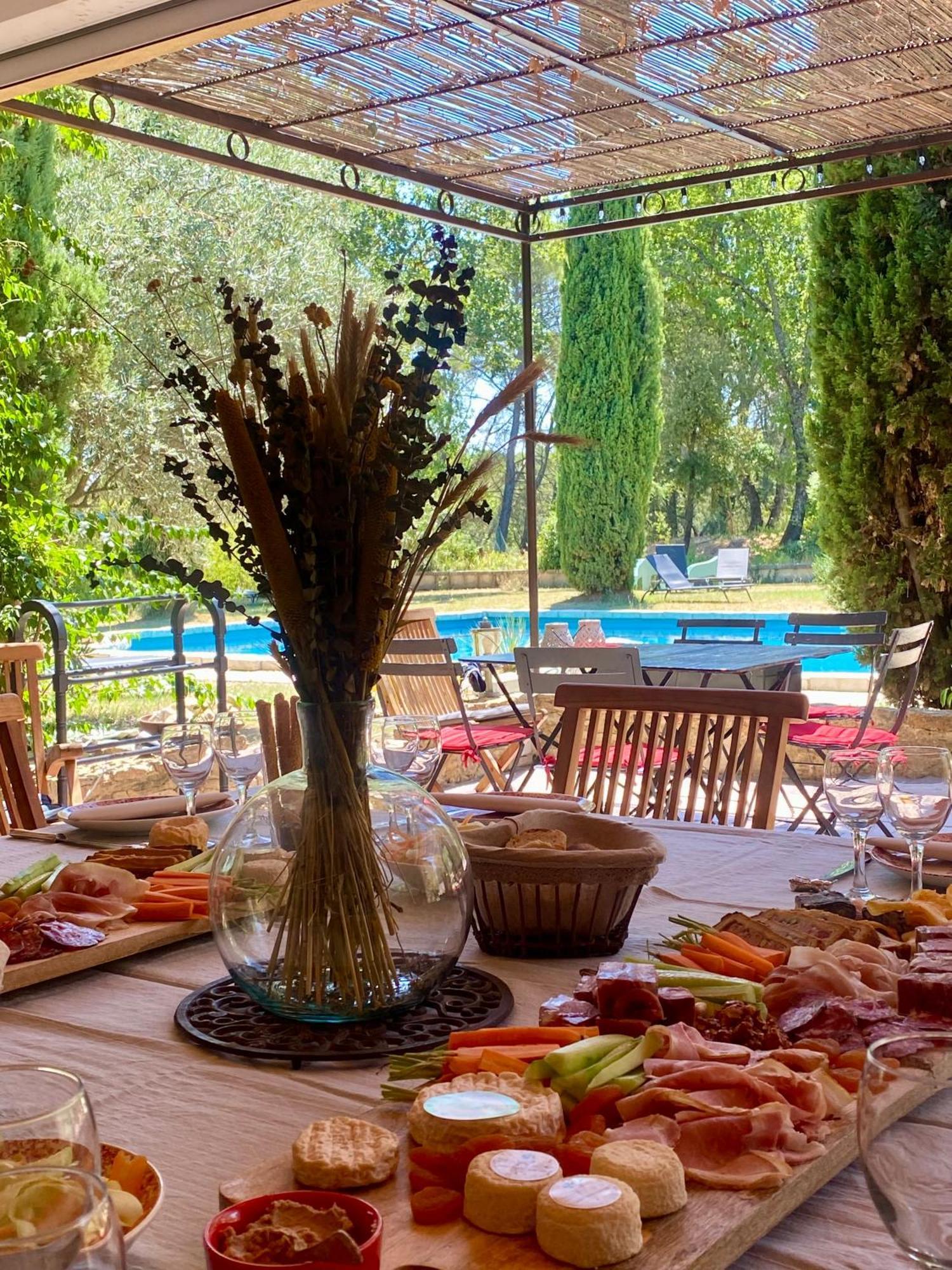 Domaine Du Commandeur Bed & Breakfast Mondragon Eksteriør bilde