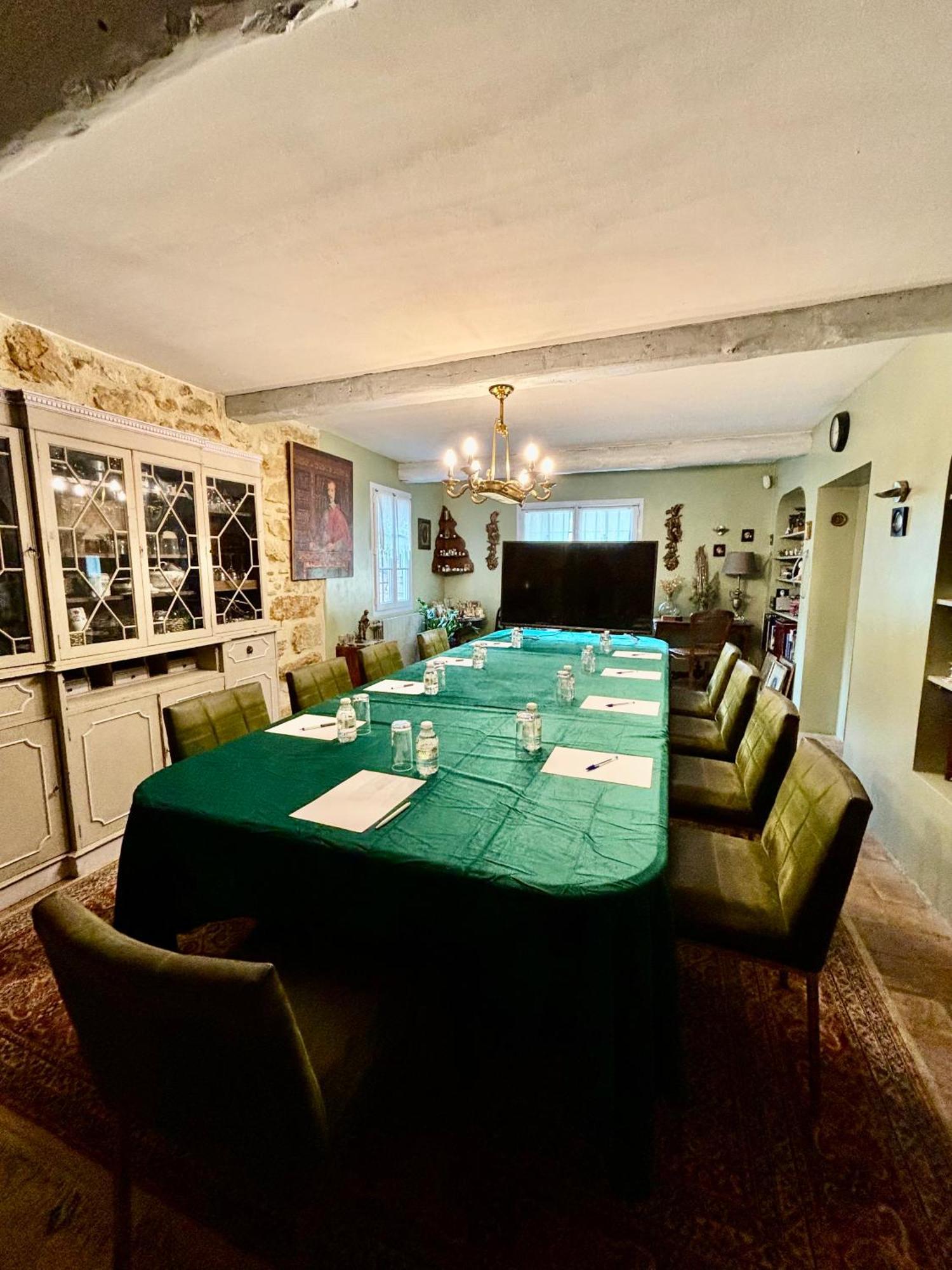Domaine Du Commandeur Bed & Breakfast Mondragon Eksteriør bilde